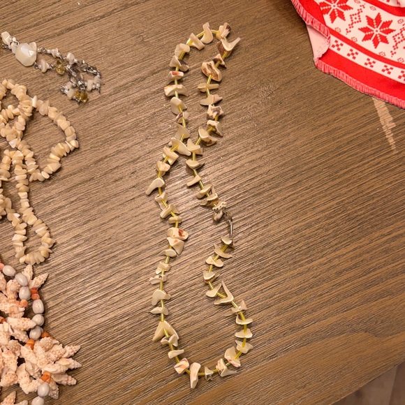 Shell Jewelry bundle - Picture 2 of 6